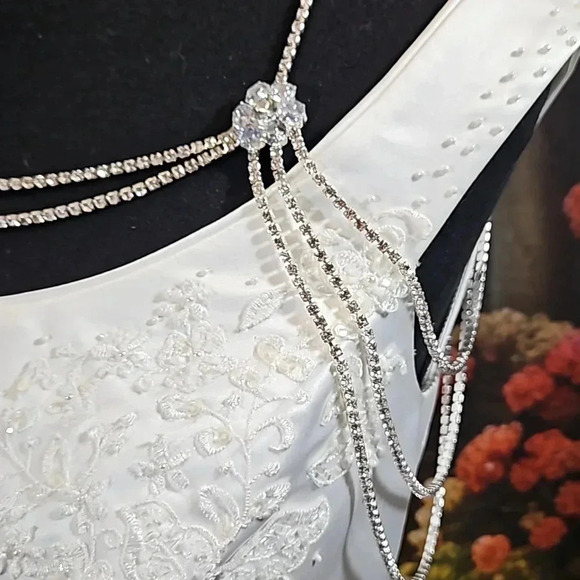 Glitter me is a one-of-a-kind unique Tiara bundle. - Picture 9 of 17